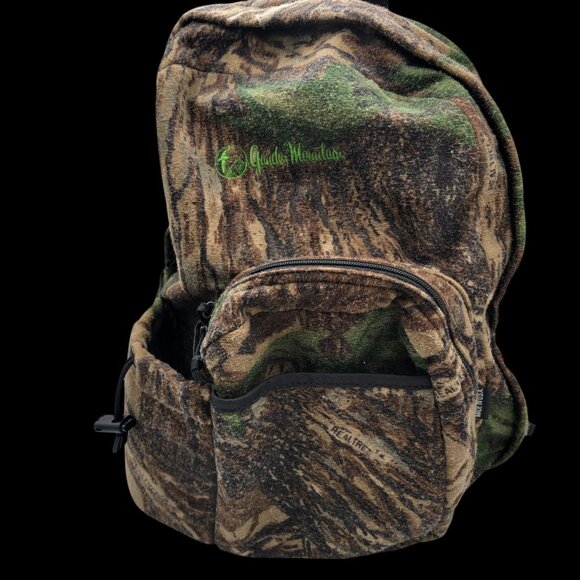 Garden Mountain Camouflage Backpack - Realtree Xtra Pattern Durable Outdoor Gear - Picture 9 of 16